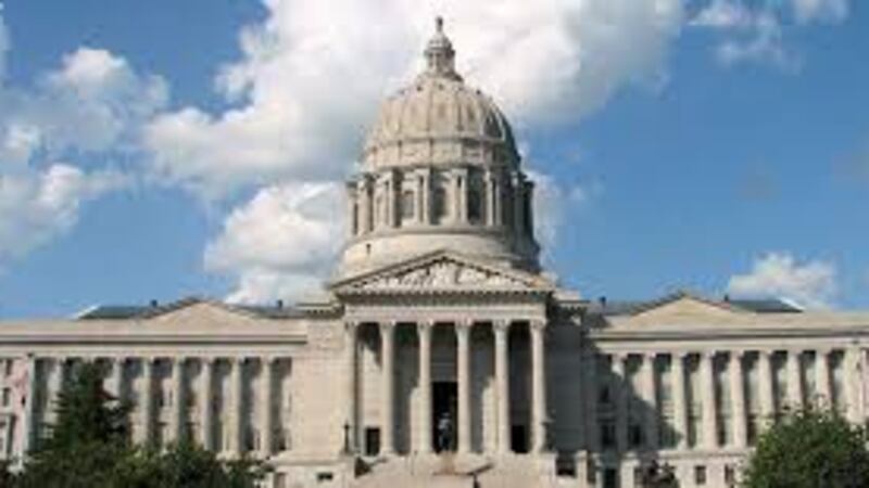 Mo. Capital Building to be lit purple.