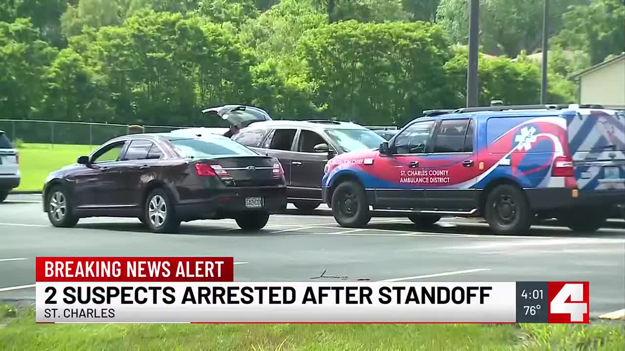 2 suspects arrested after standoff in St. Charles - Vimarsana News