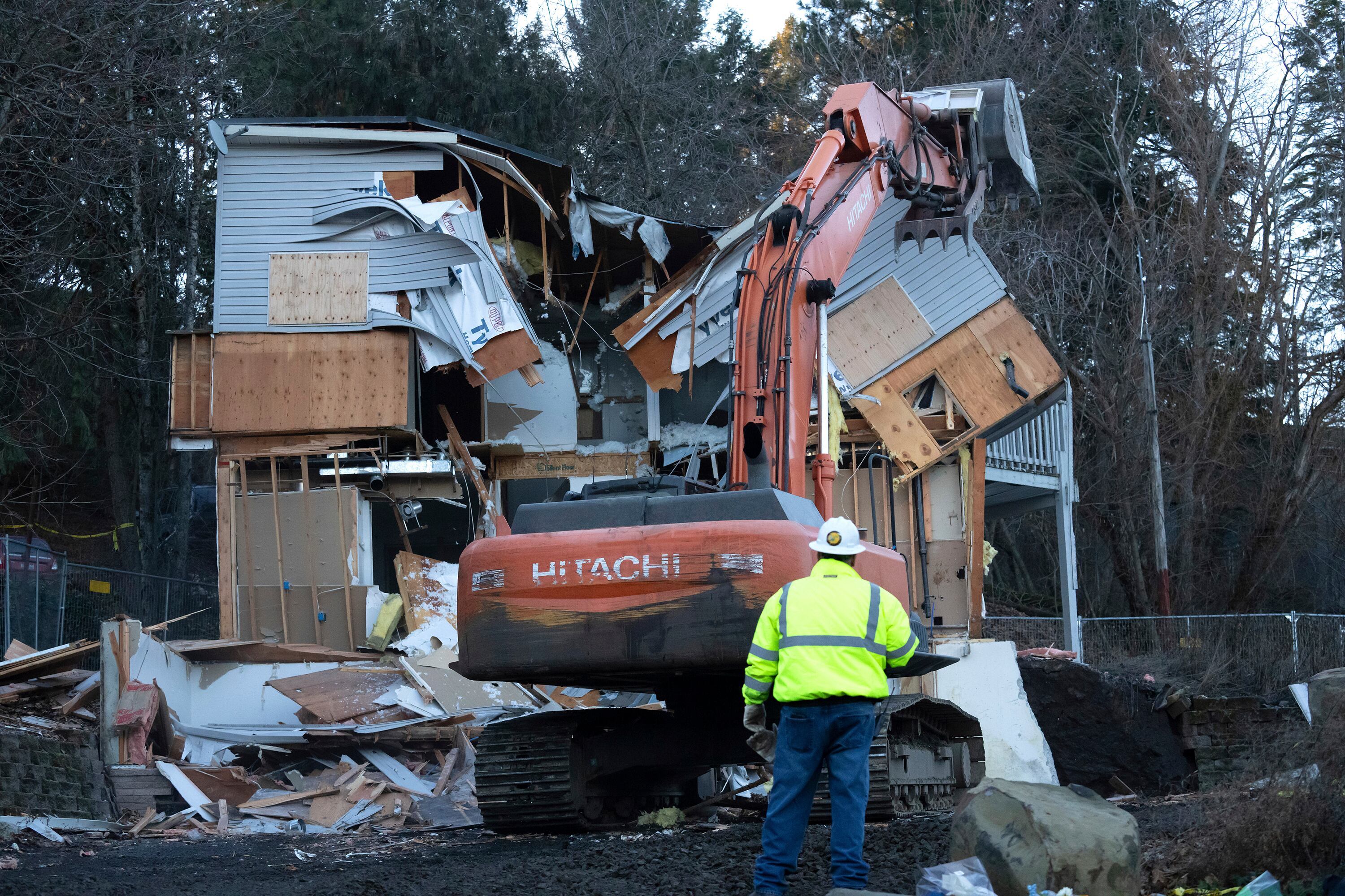 House where 4 University of Idaho students were killed is demolished - Vimarsana News